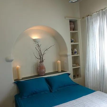 Traditional In Kastro Apartment
