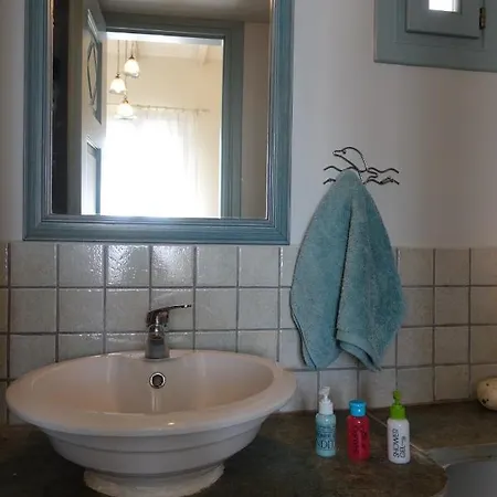 Apartment Traditional In Kastro