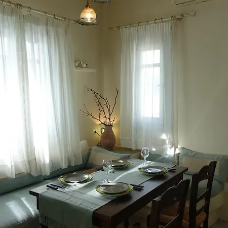 Apartment Traditional In Kastro Sikinos
