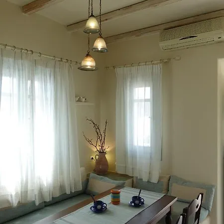 Apartment Traditional In Kastro Sikinos